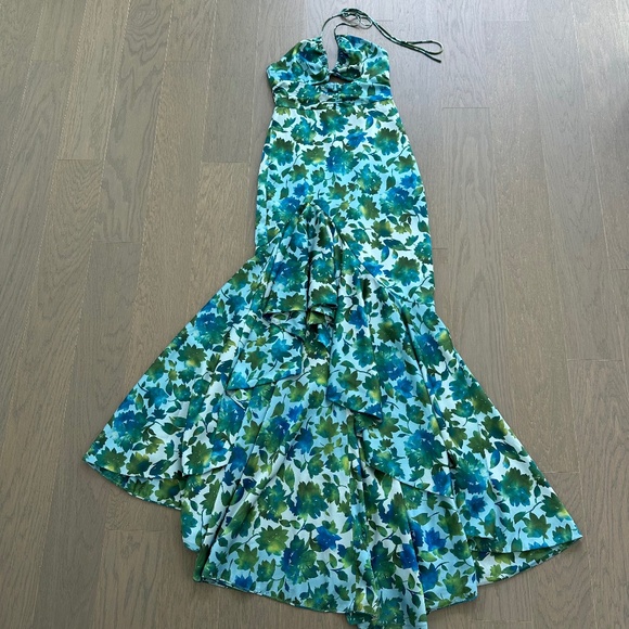 AMUR Edie High Low Tie Neck Gown in Cerulean Blue Lotus Block Print  - SIZE 2 - Picture 2 of 15